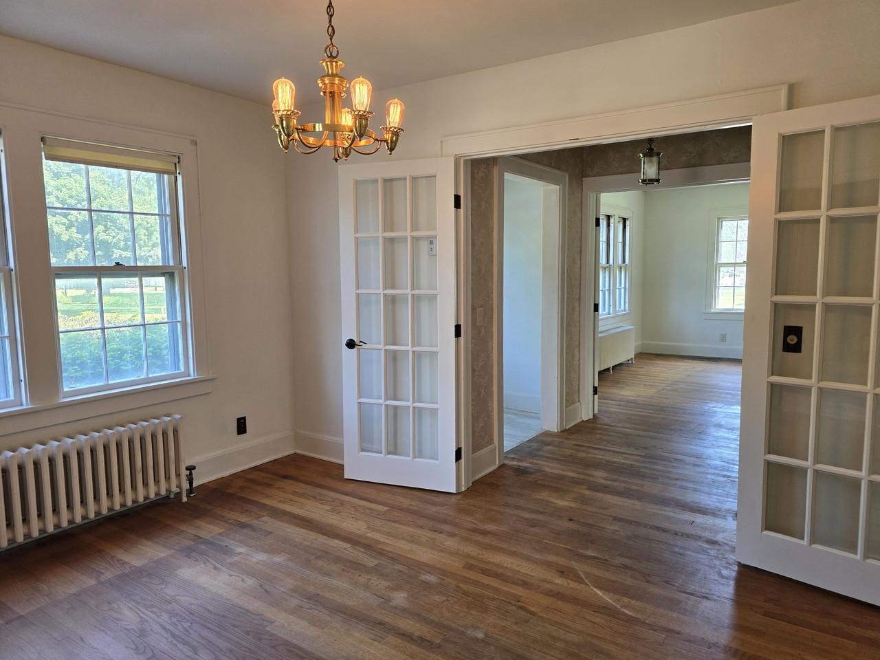 Past Front Entry to Living Rm