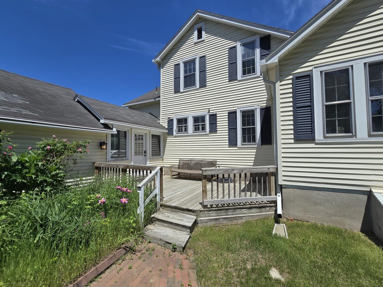Welcoming Back Deck & Entry