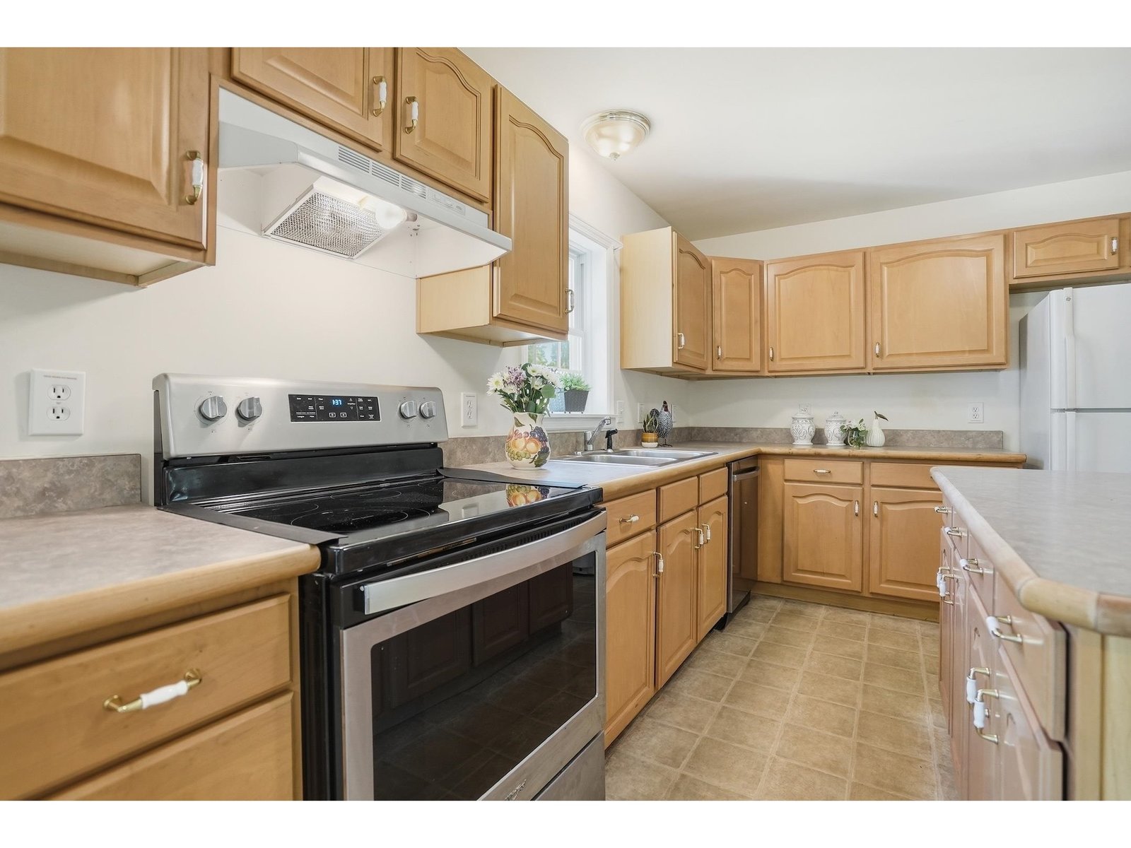 15 Allaire Drive