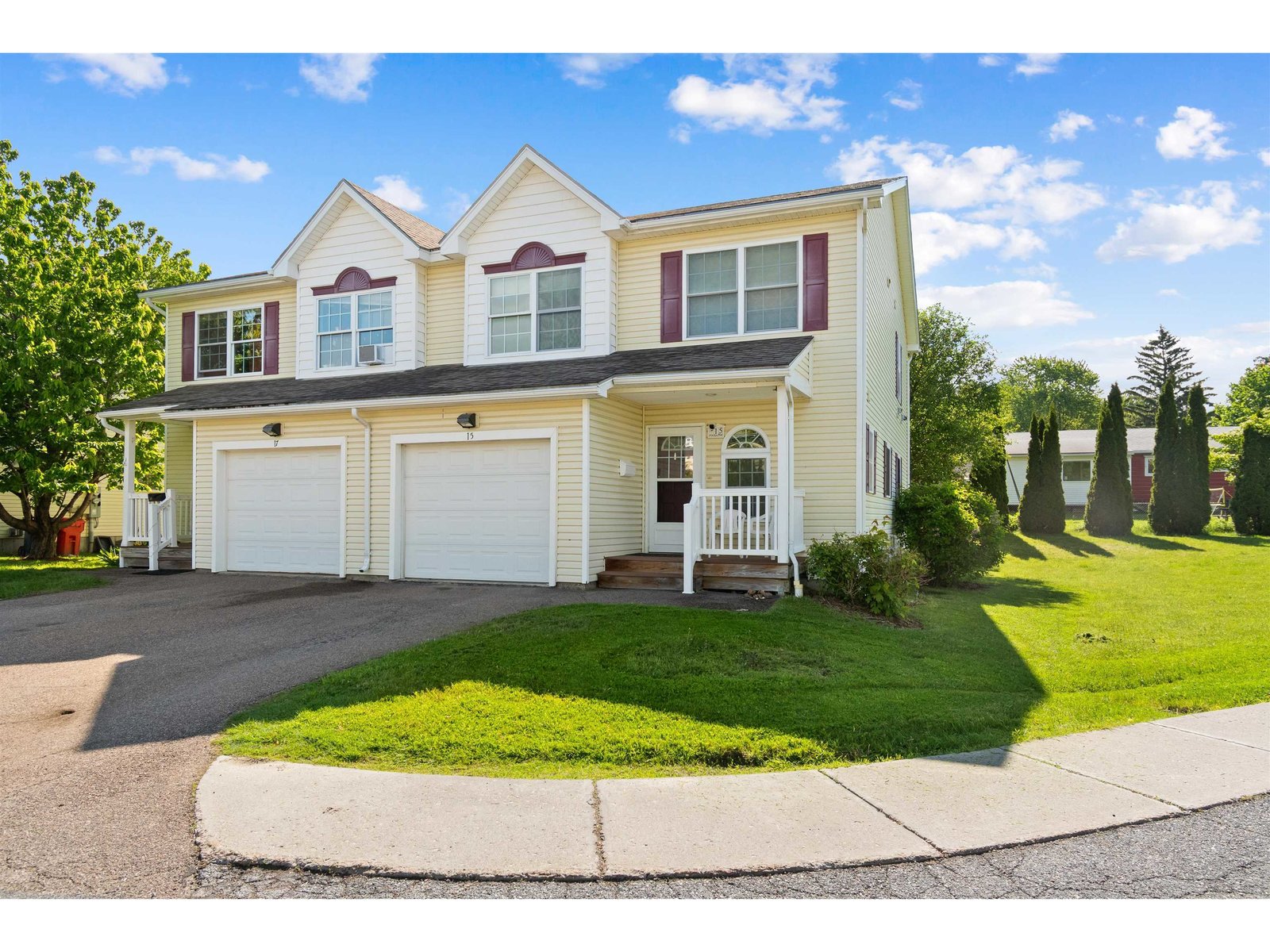 15 Barbara Lane, Winooski