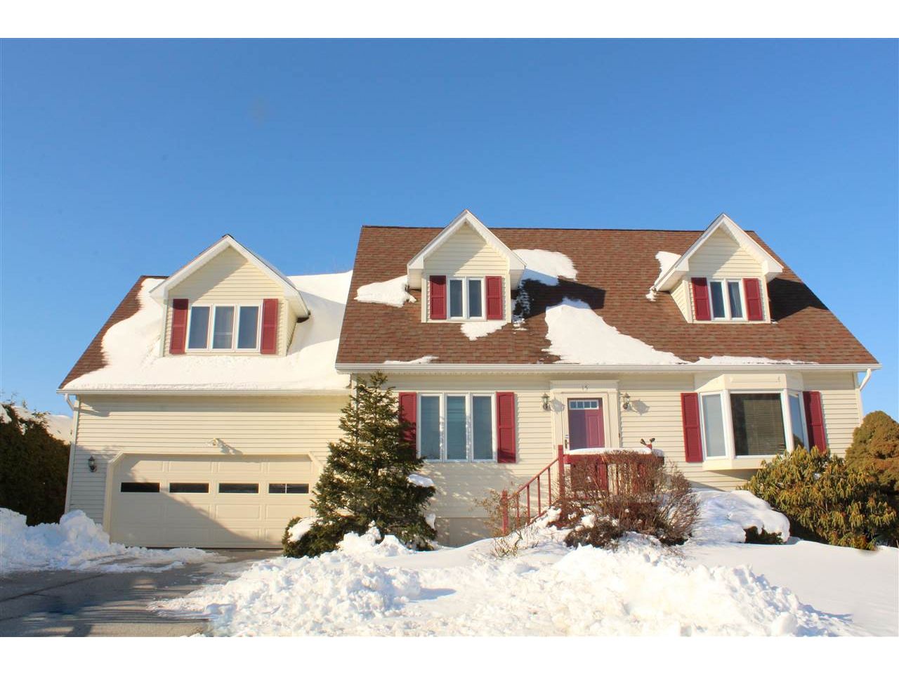 15 Bayview Drive