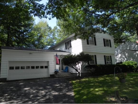 15 Birchwood Lane