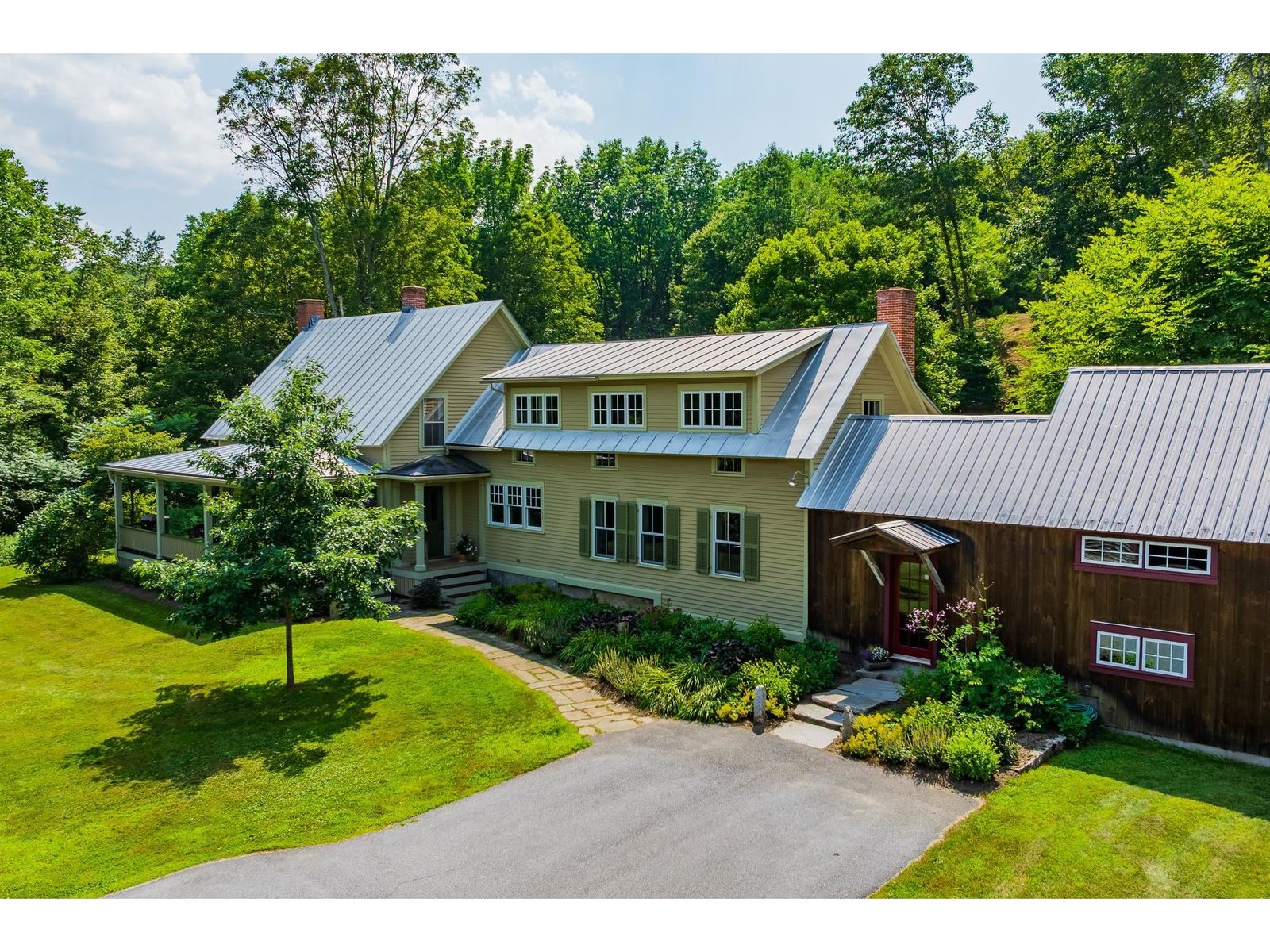 15 Brigham Hill Road