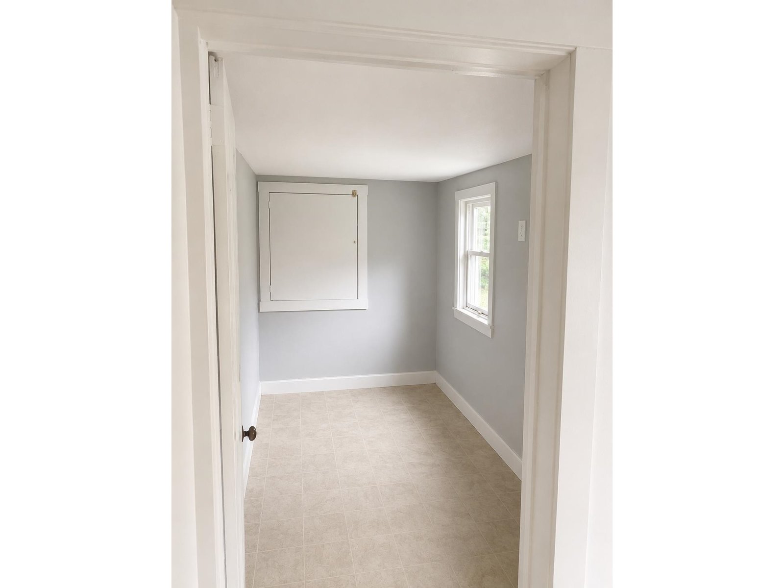 15 Daniels Road W