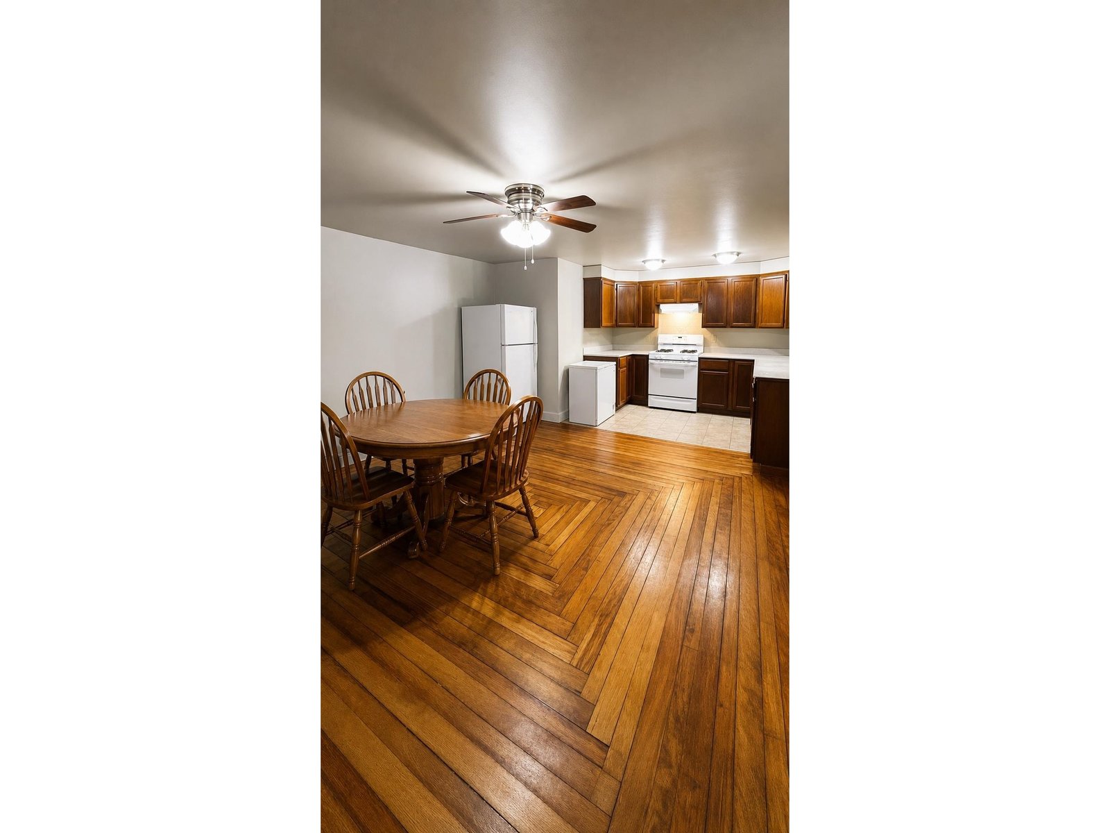 15 Daniels W Road