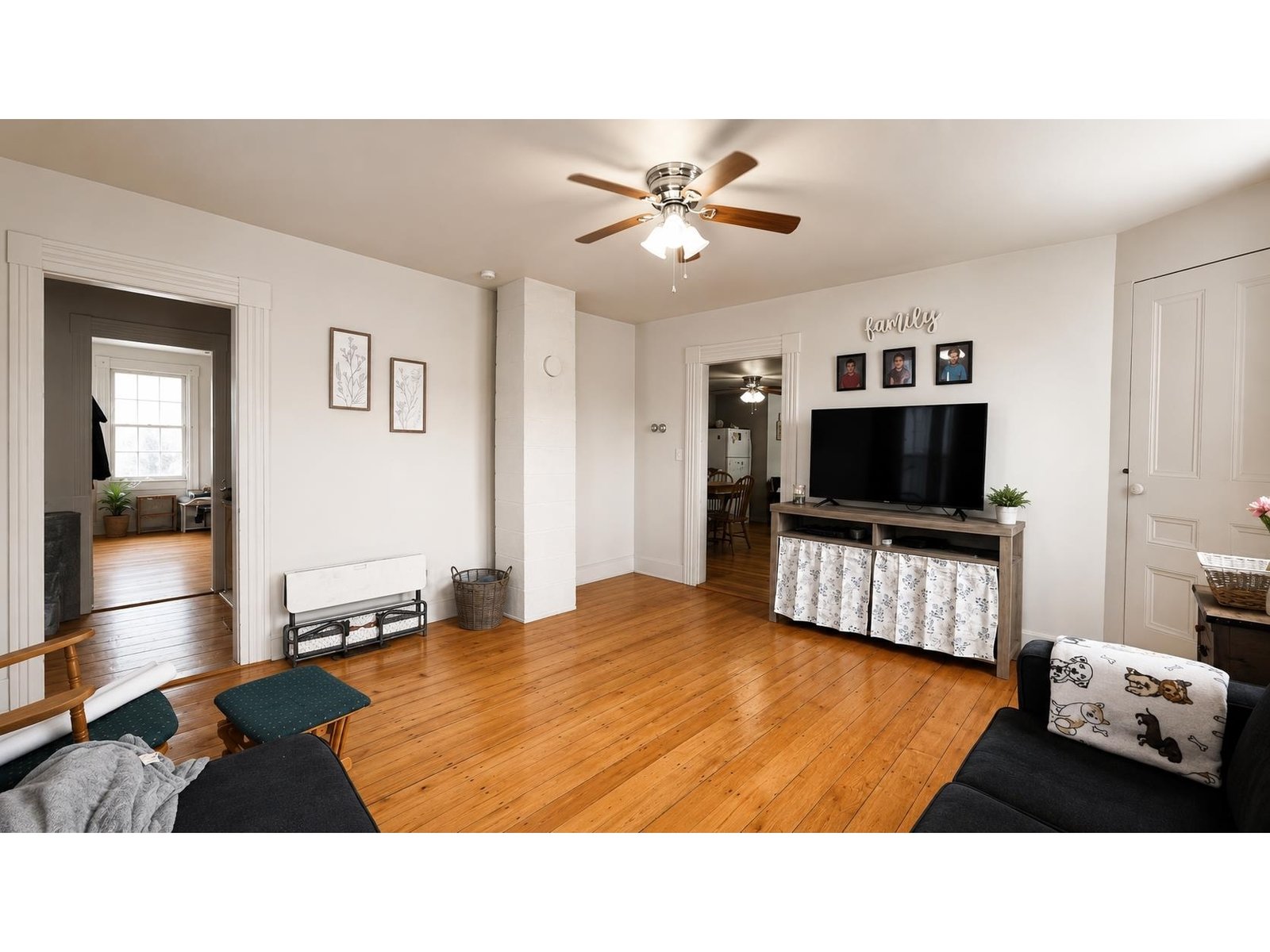 15 Daniels W Road