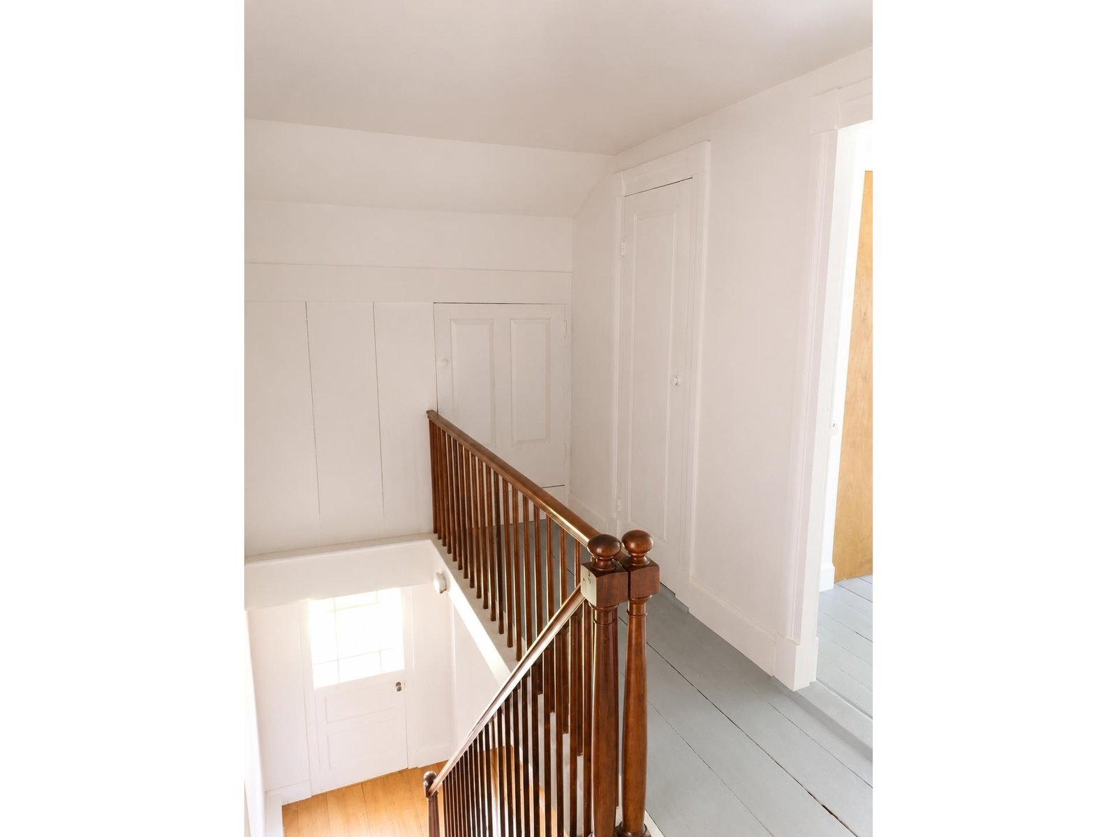 15 Daniels W Road
