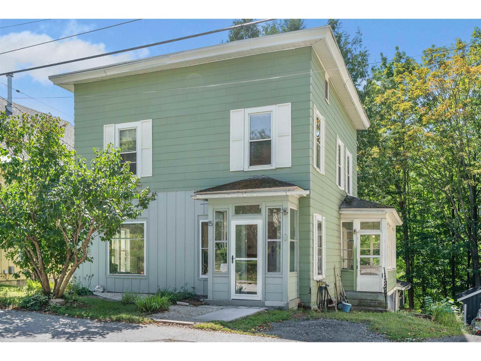 15 Foster Street