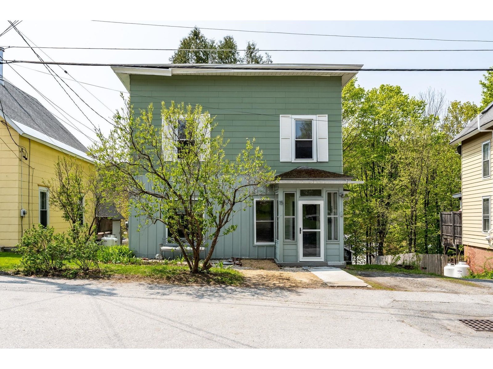 15 Foster Street