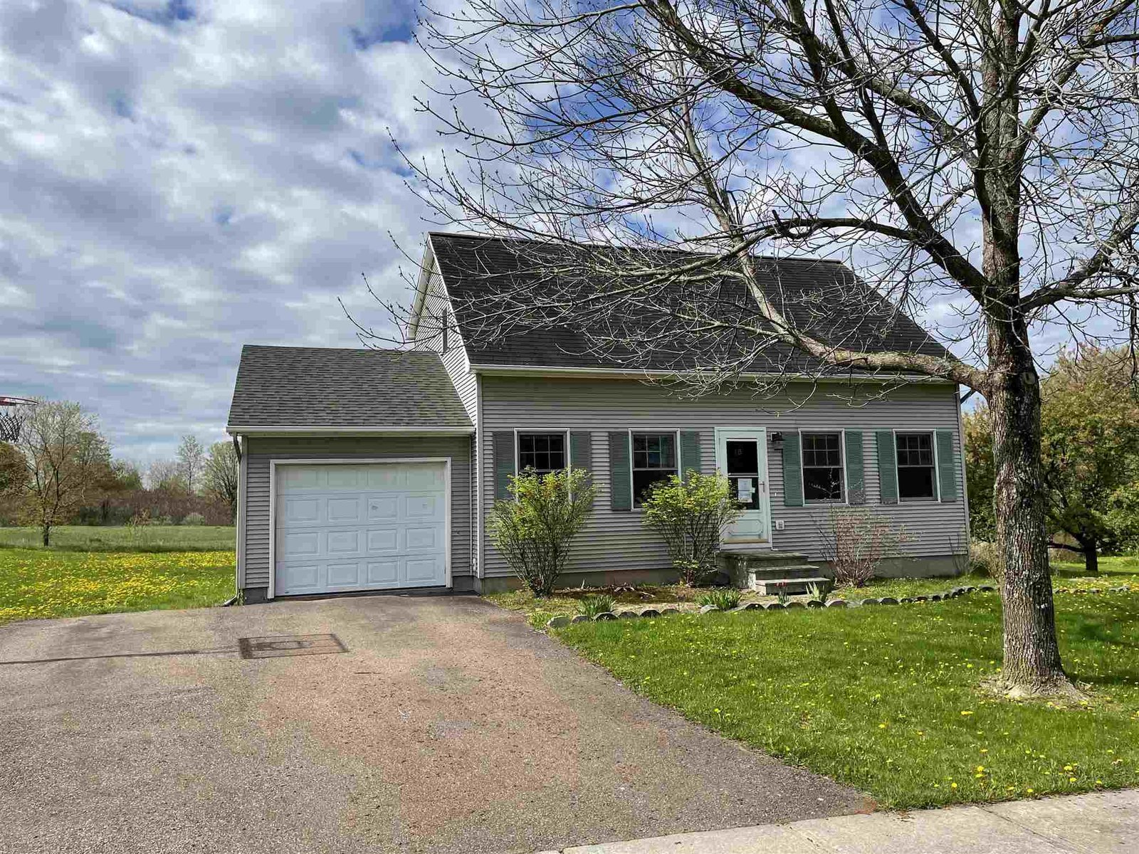 15 Fox Run Lane