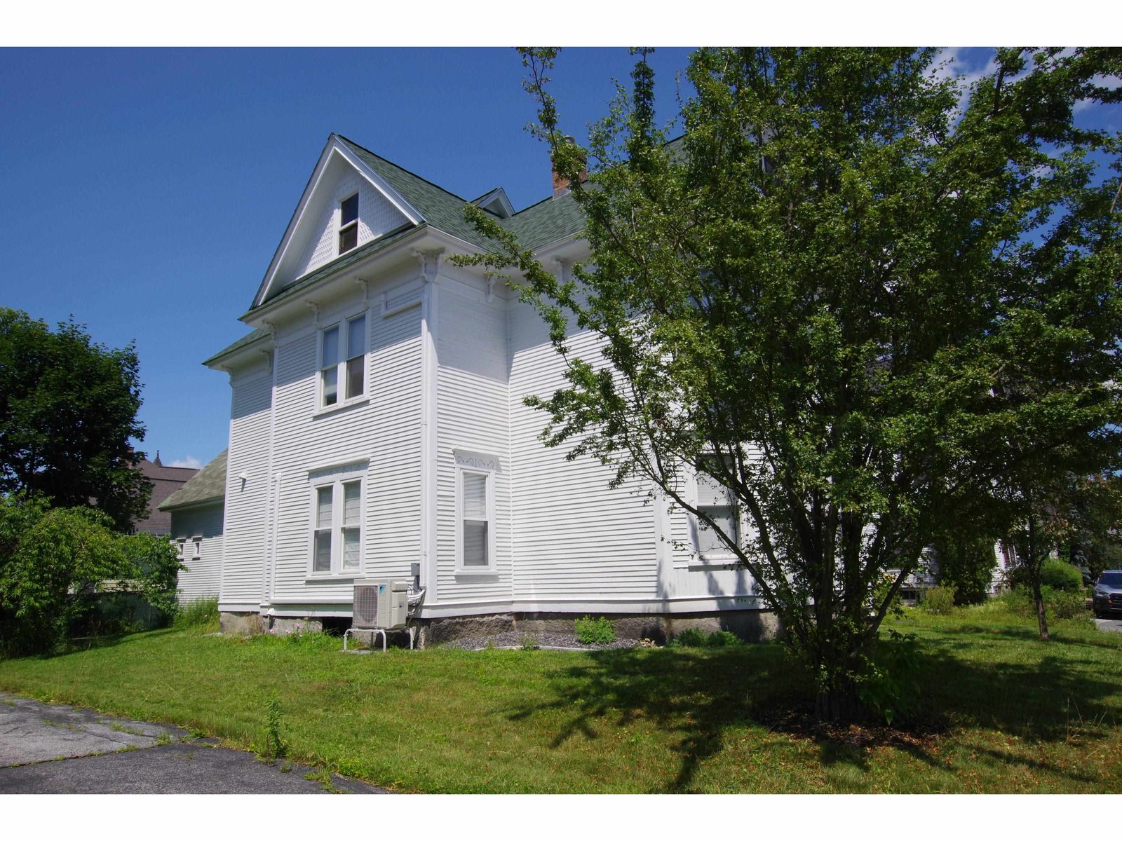 15 French Street