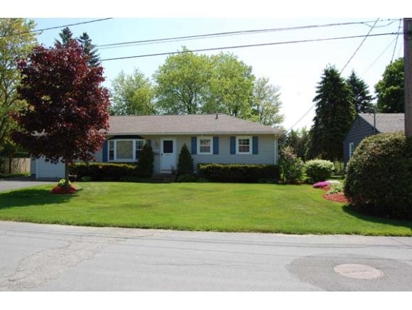 15 Grandview Avenue