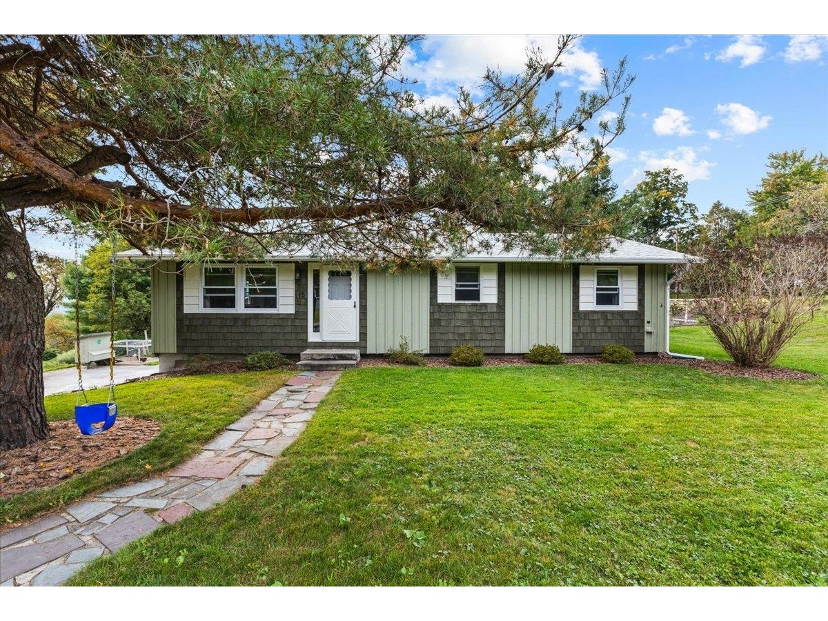 15 Grandview Terrace