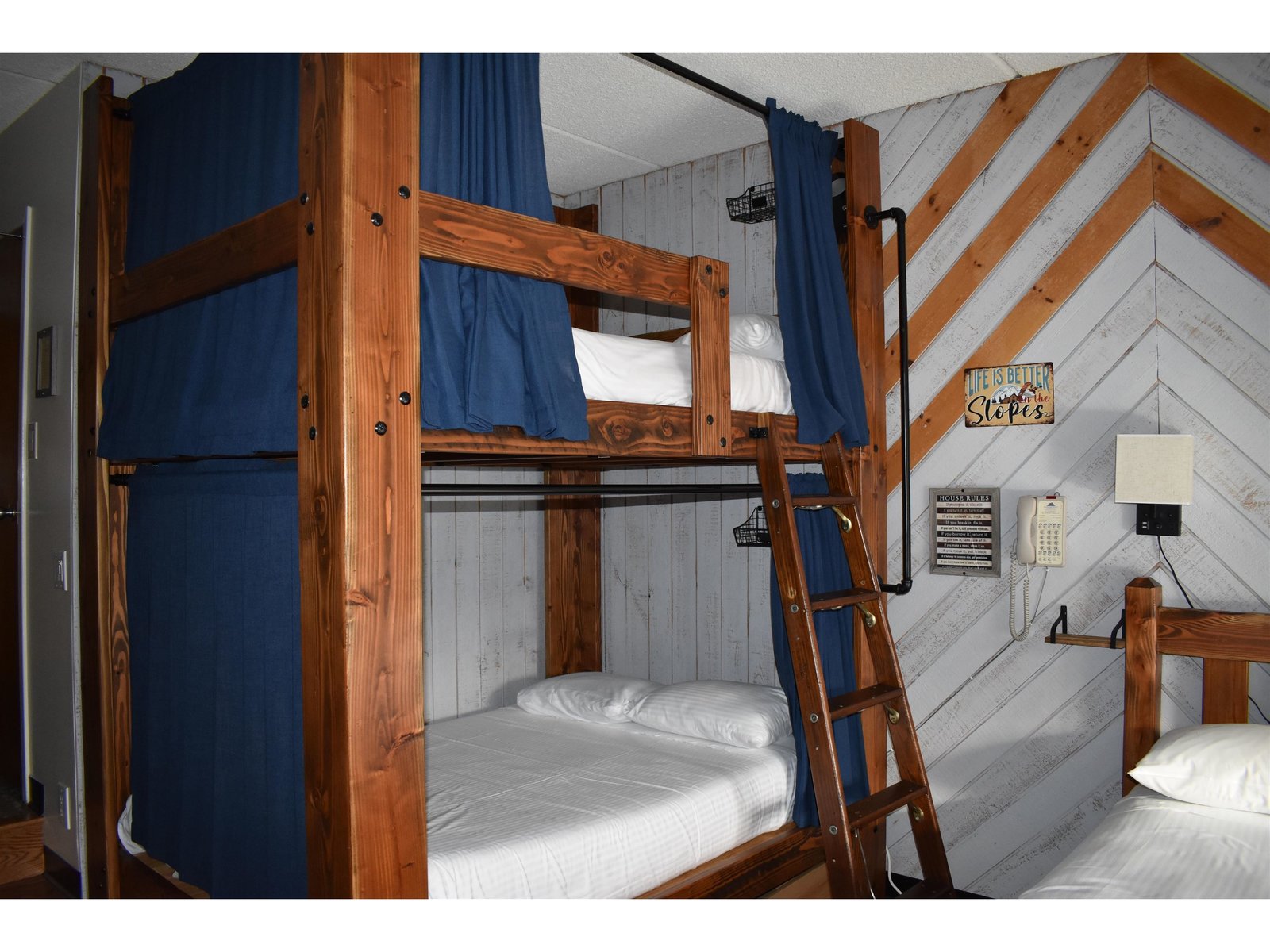 15 Hakone at Smugglers Notch Resort, Unit 15