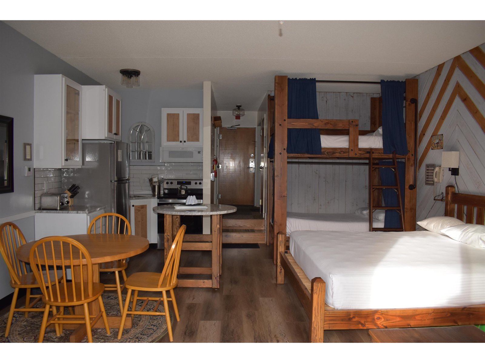 15 Hakone at Smugglers Notch Resort, Unit 15