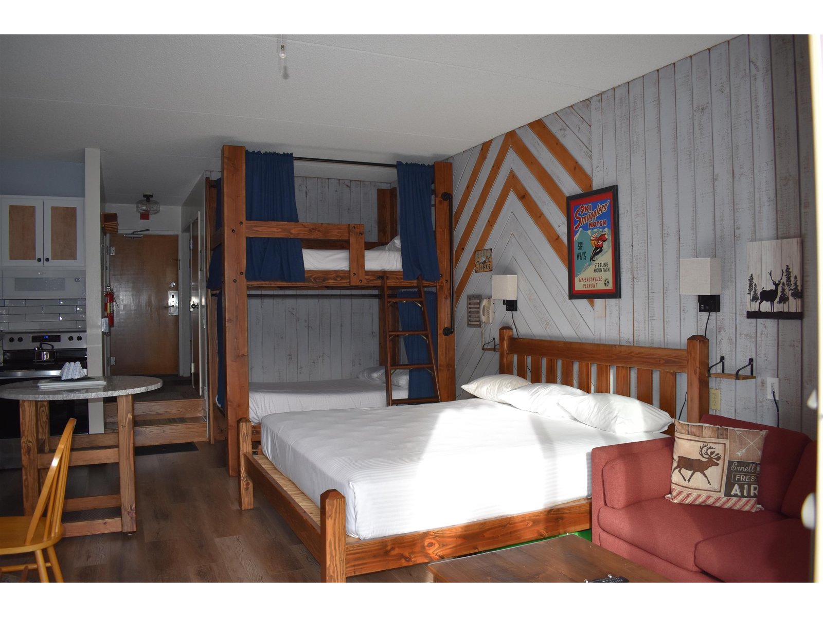 15 Hakone at Smugglers Notch Resort, Unit 15