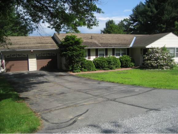 15 Jonzetta CT