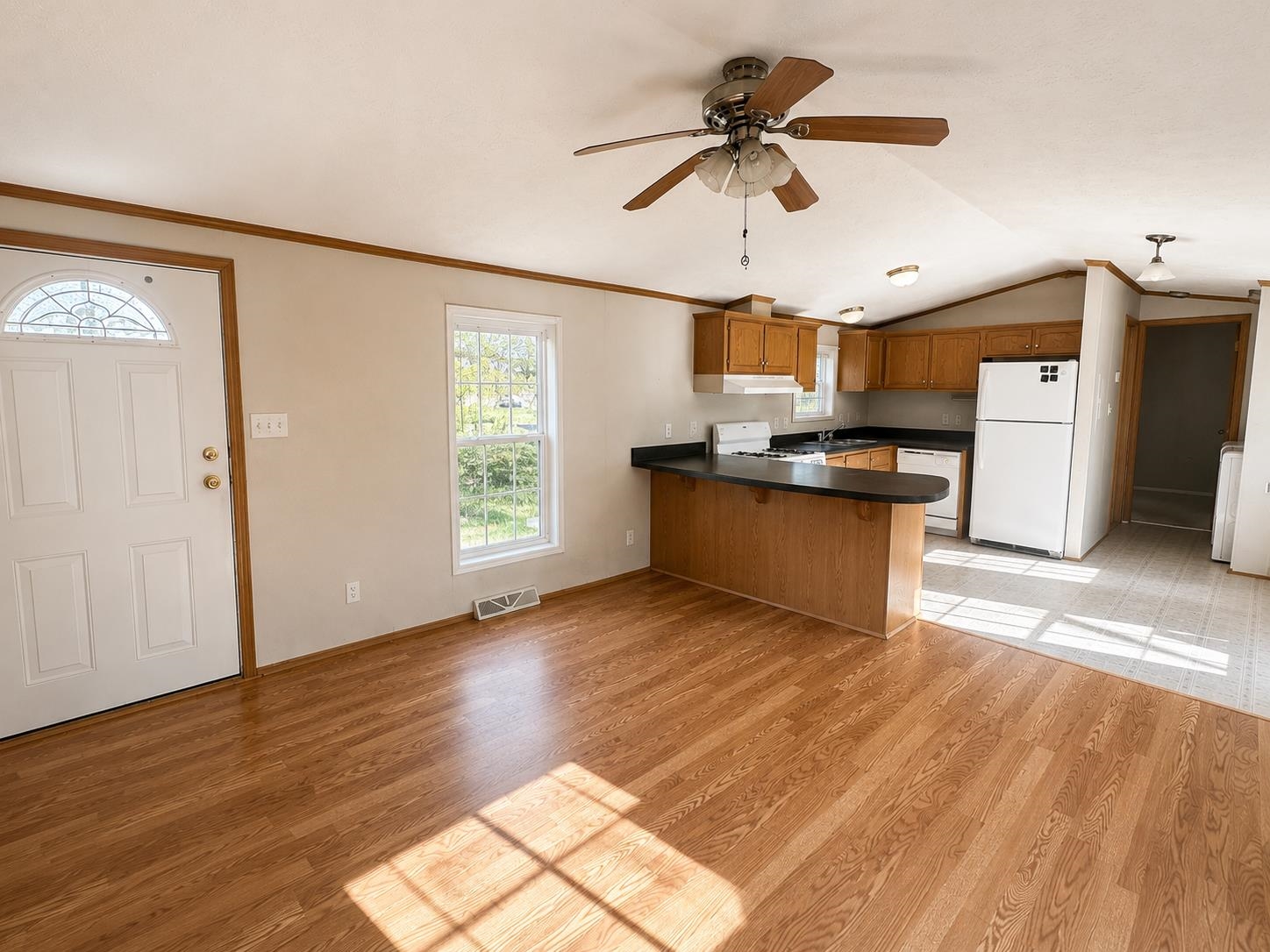 15 Lindbergh Avenue