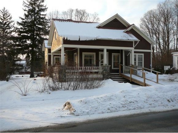 15 Maple ST