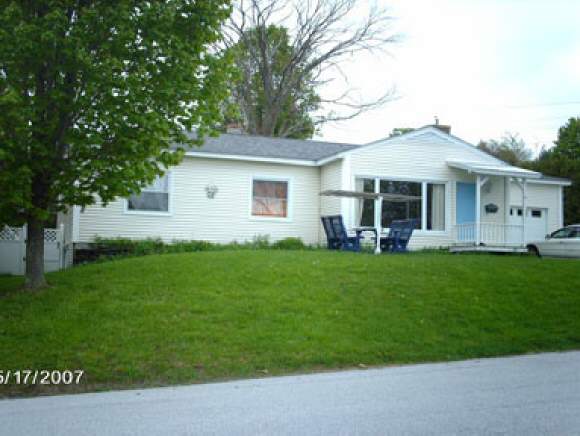 15 Marcell Avenue