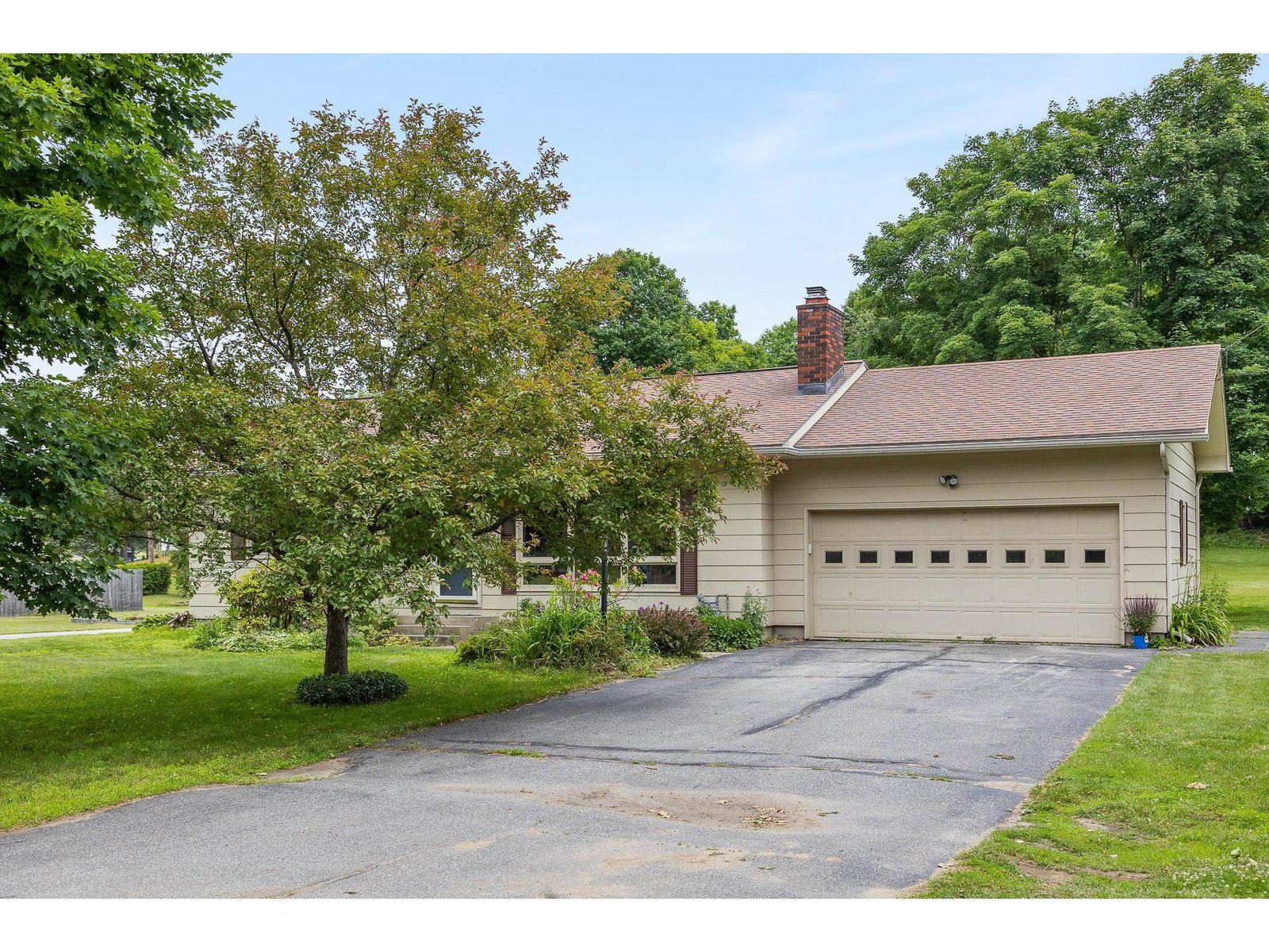15 Packard Road