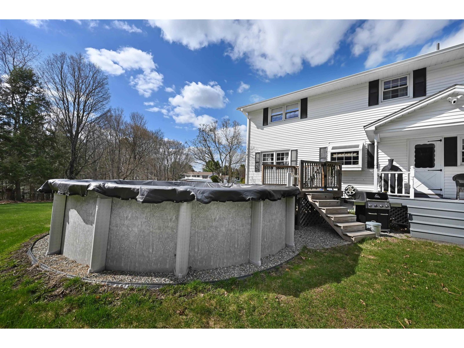 15 Ridgewood Terrace