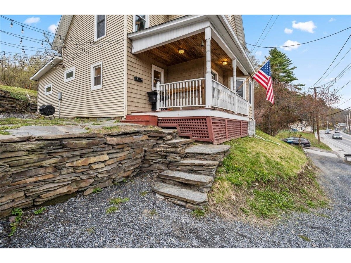 Front steps and driveway from River St