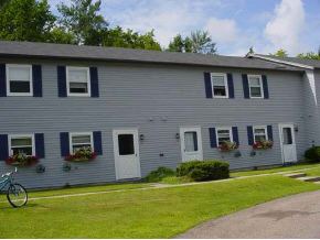 15 Village Glen, Unit 15