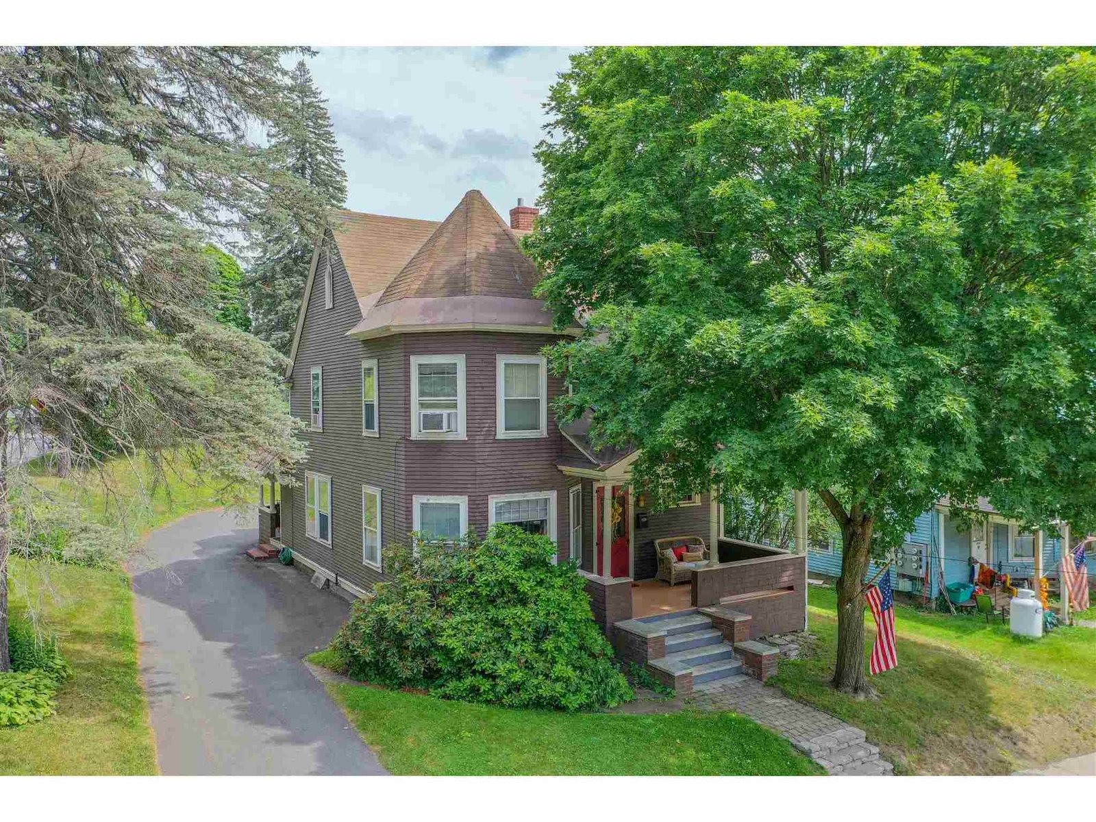 15 Walnut Street
