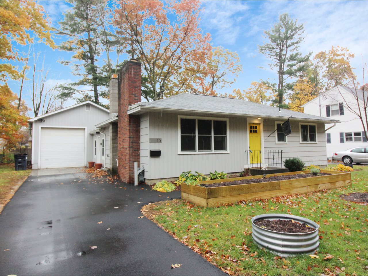 15 Warner Avenue