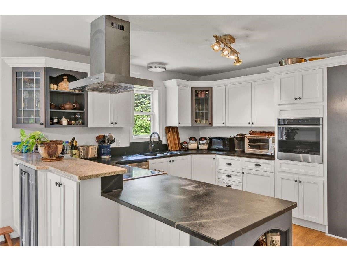 15 Whitefield Drive