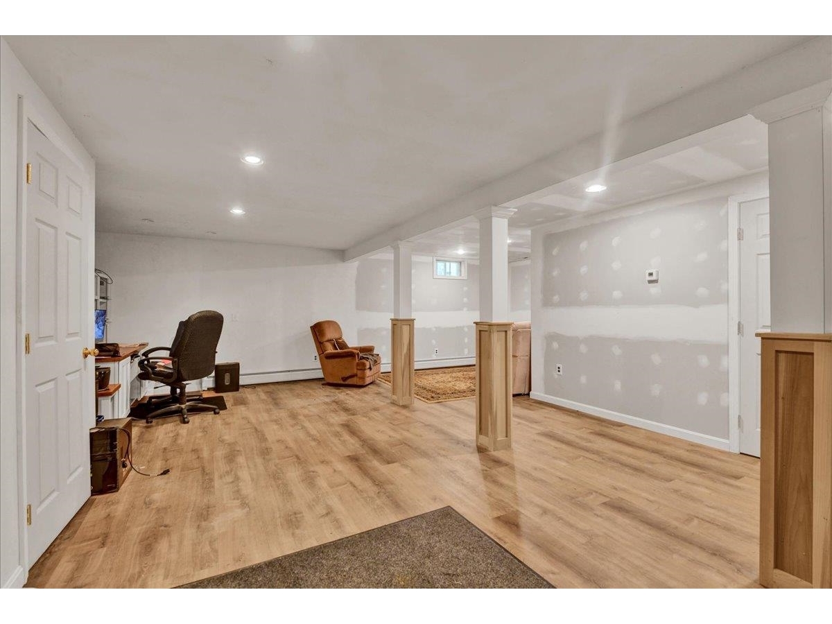 15 Whitefield Drive