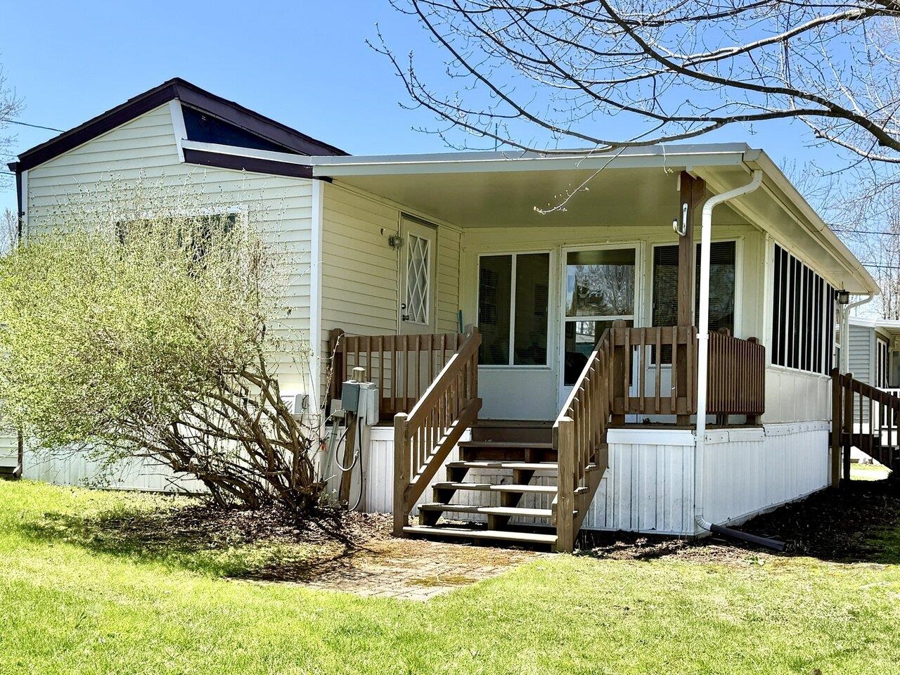 Covered deck