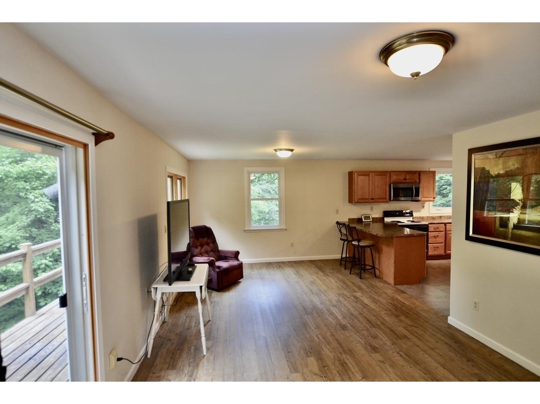 Sliding door to back deck