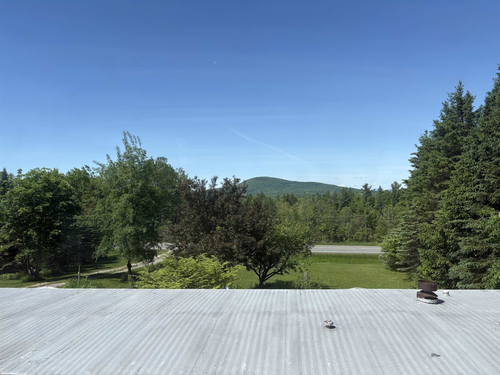 150 Willoughby Lake Road