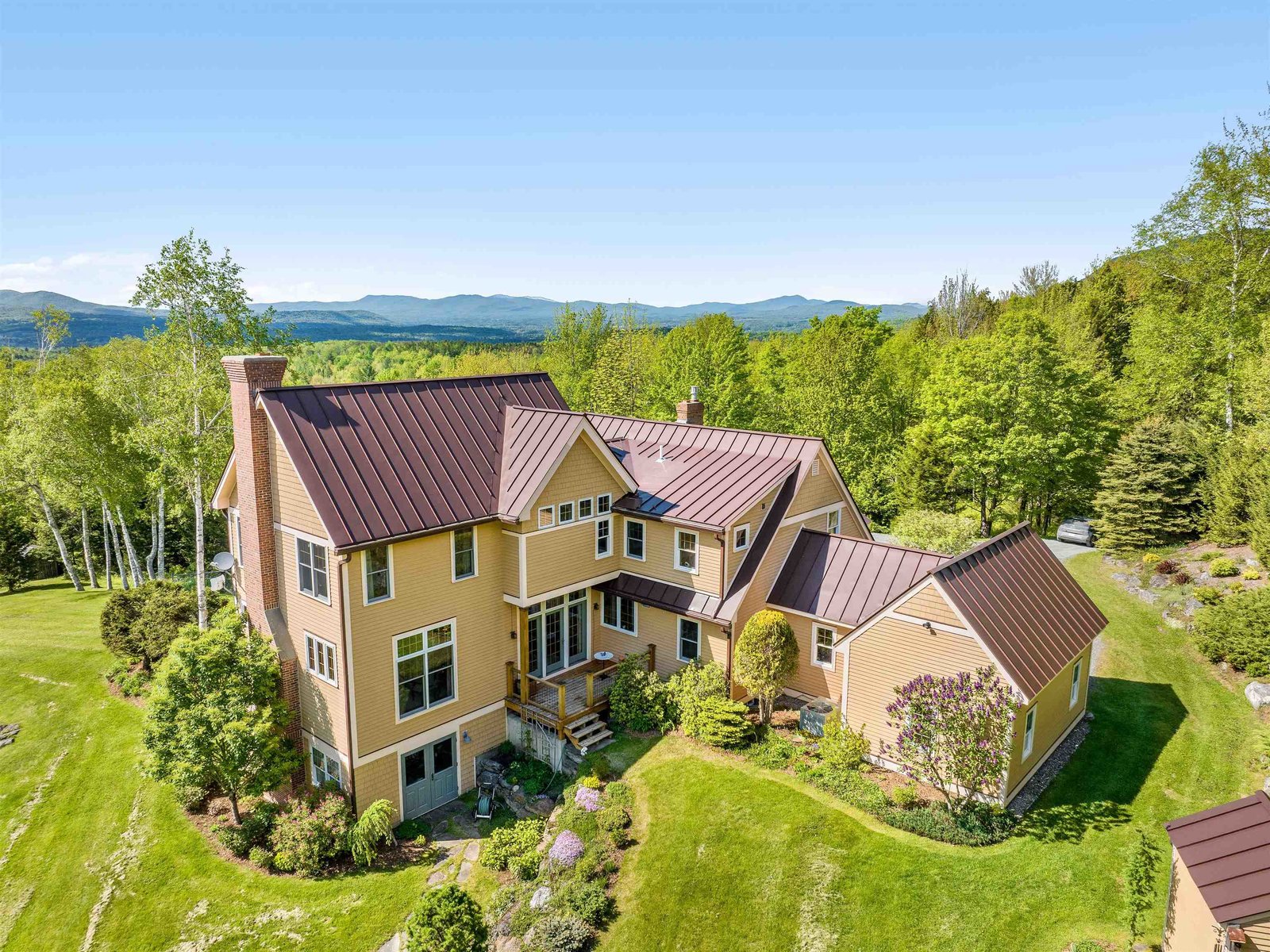 150 Worcester Ridge, Elmore