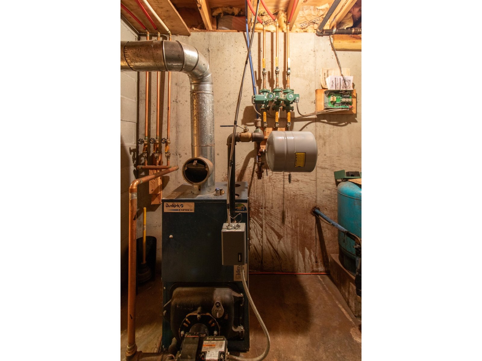 multi zone oil hot water baseboard heat