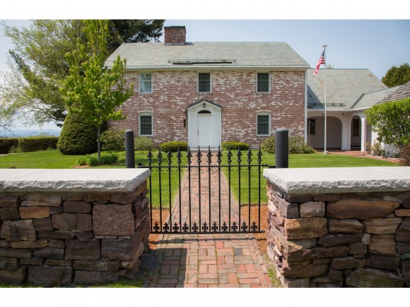 151 Crescent Road