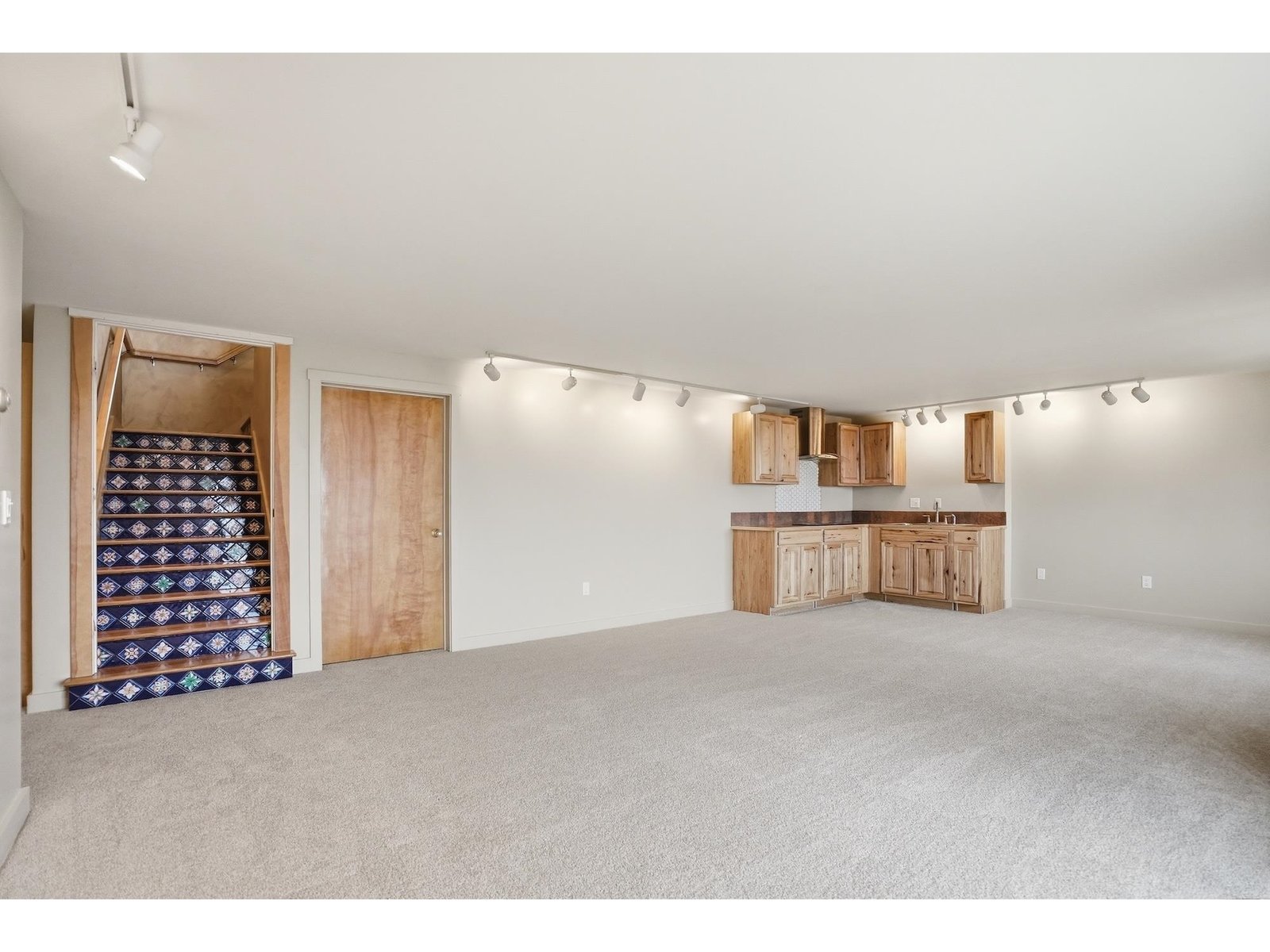 1511 West Hill Road