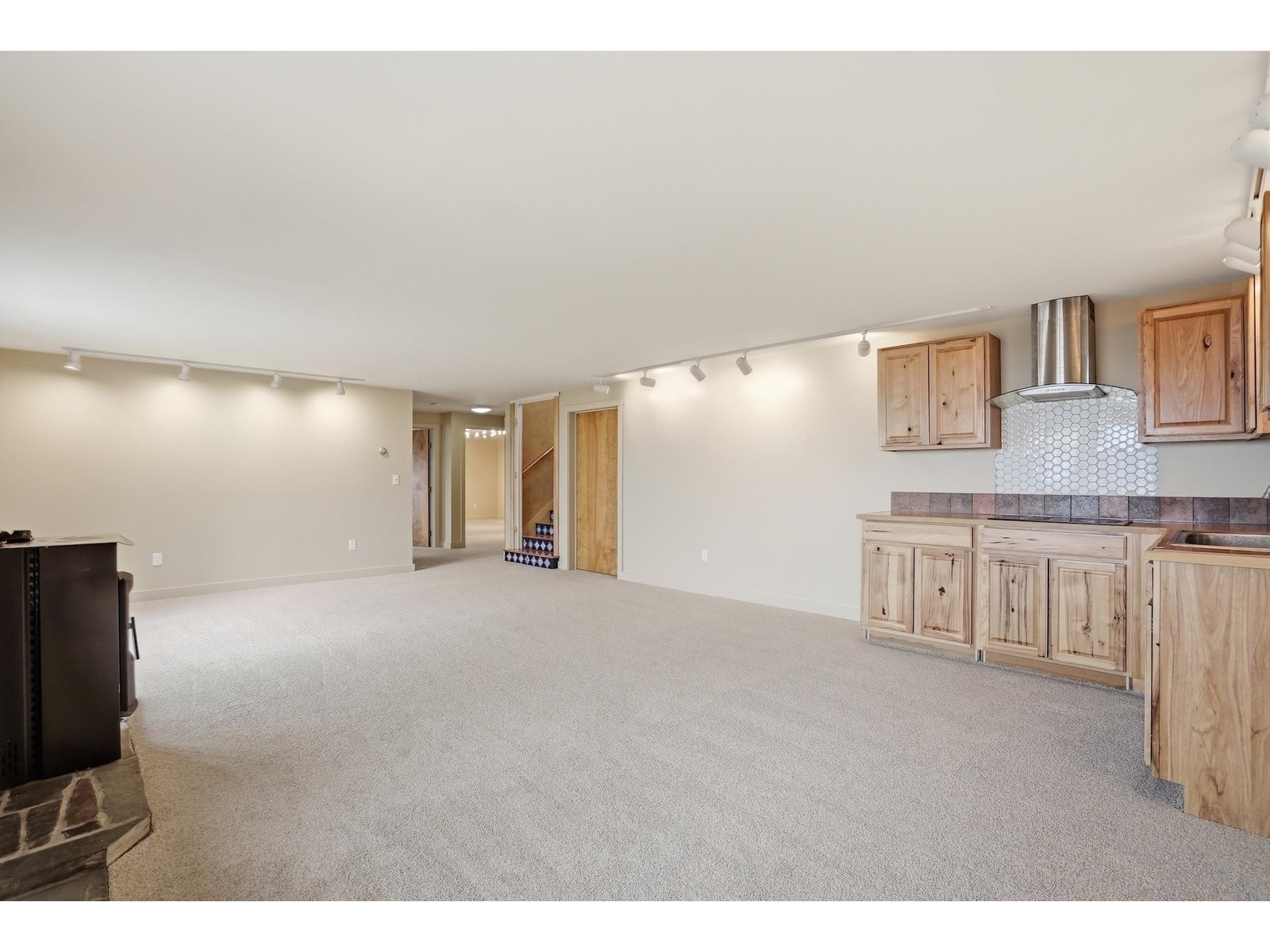 1511 West Hill Road