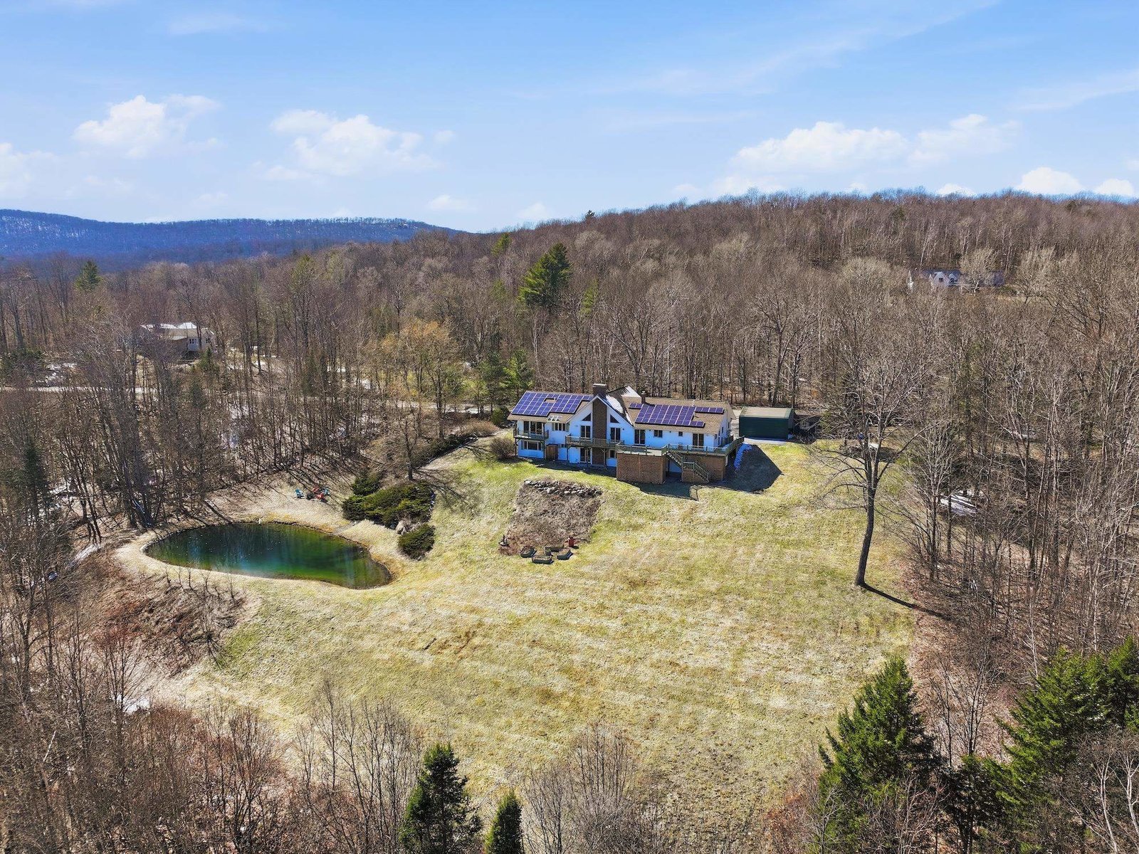 1511 West Hill Road