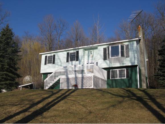 1513 Mountain Road