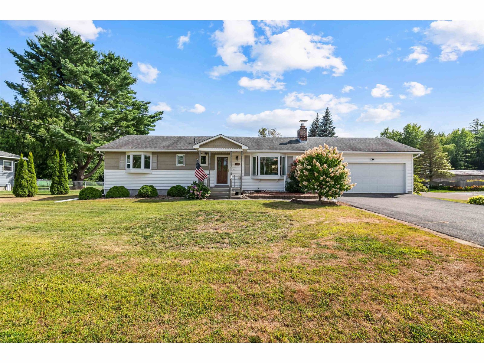 1517 West Lakeshore Drive