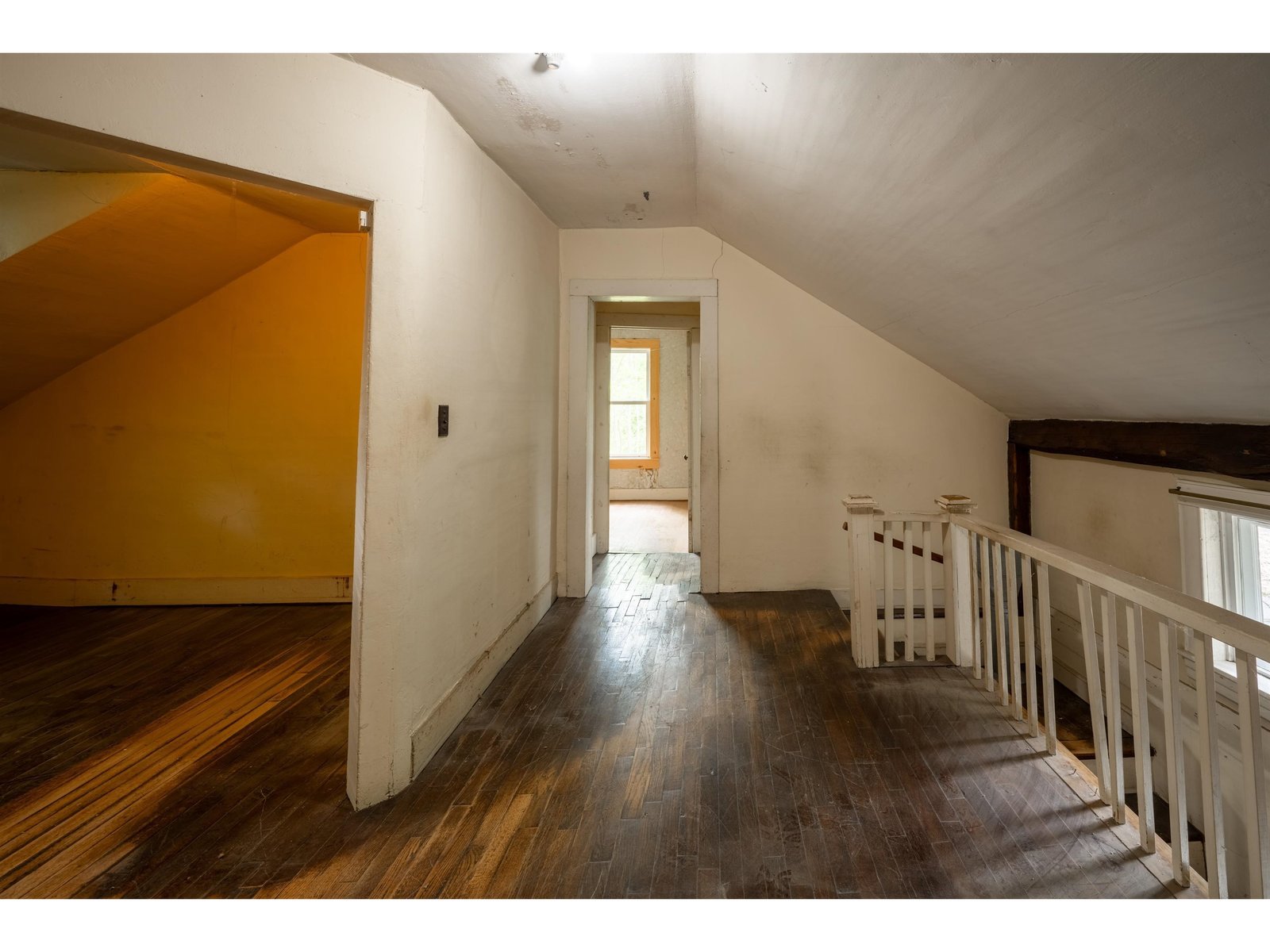 1519 Delong Road