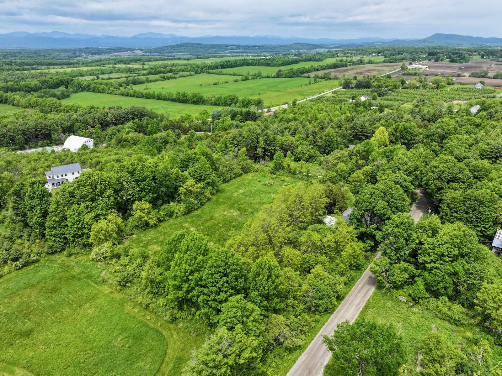 1519 Delong Road
