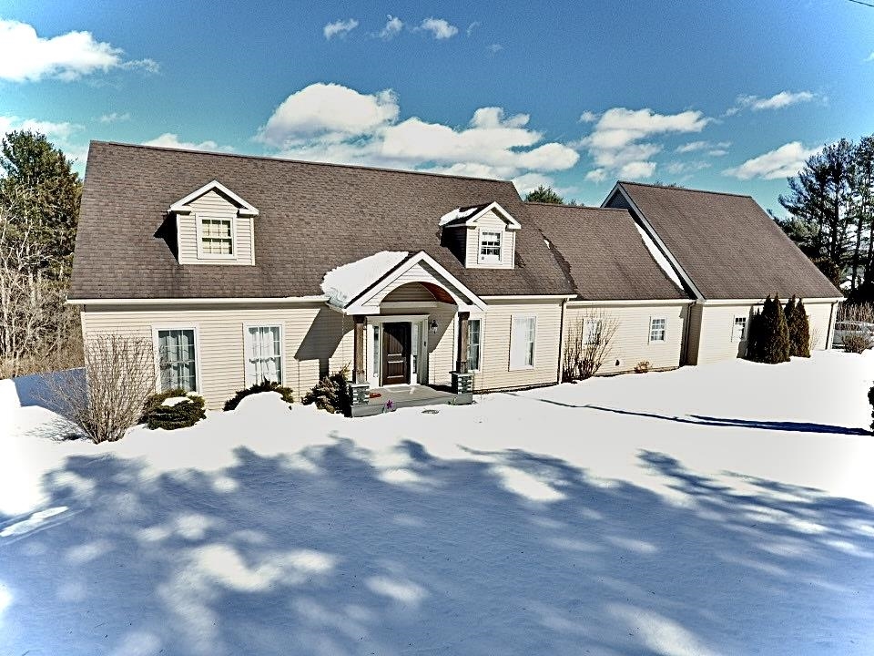 152 Overlook Drive, Lyndon