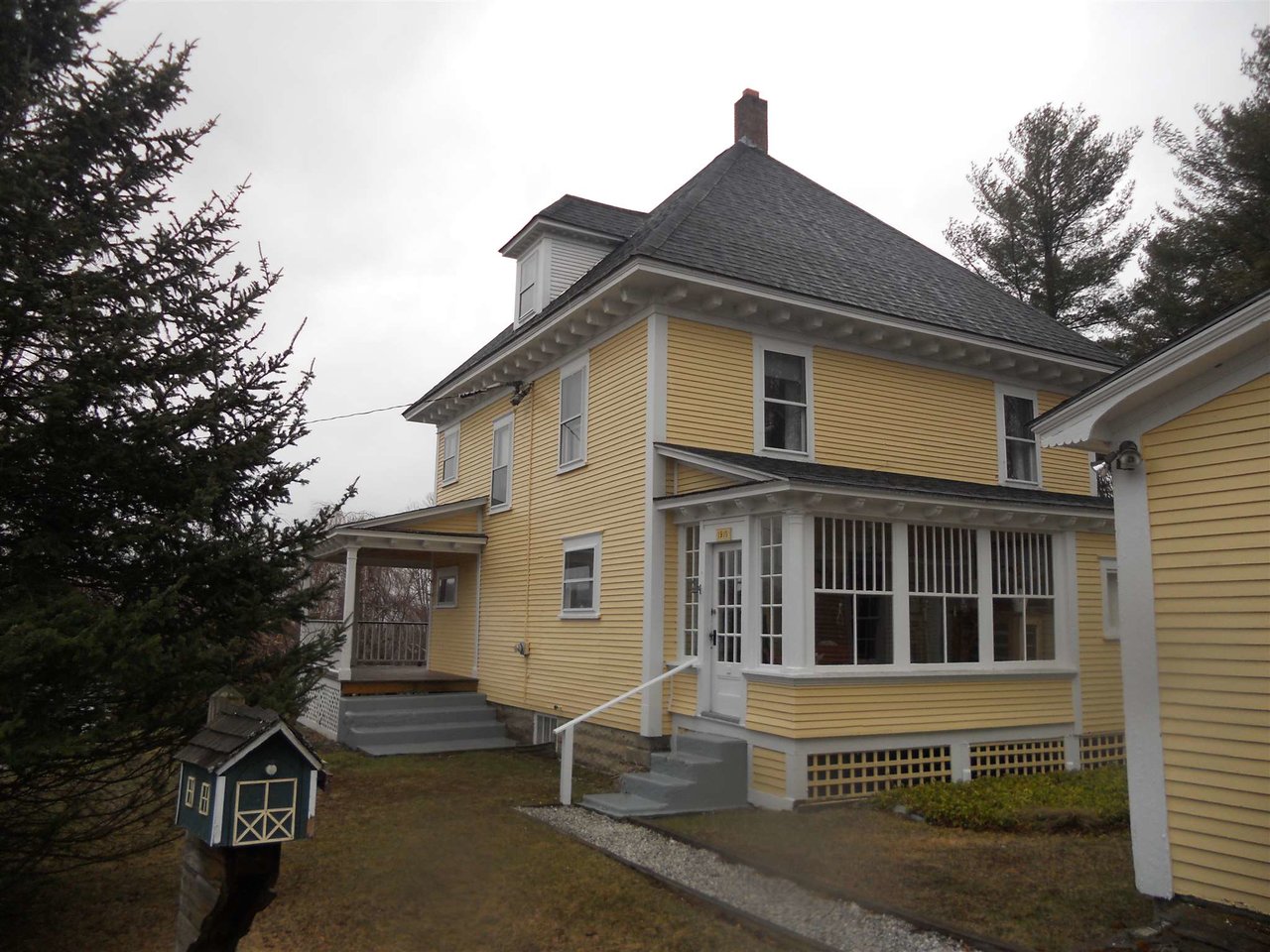 153 Hubbard Avenue