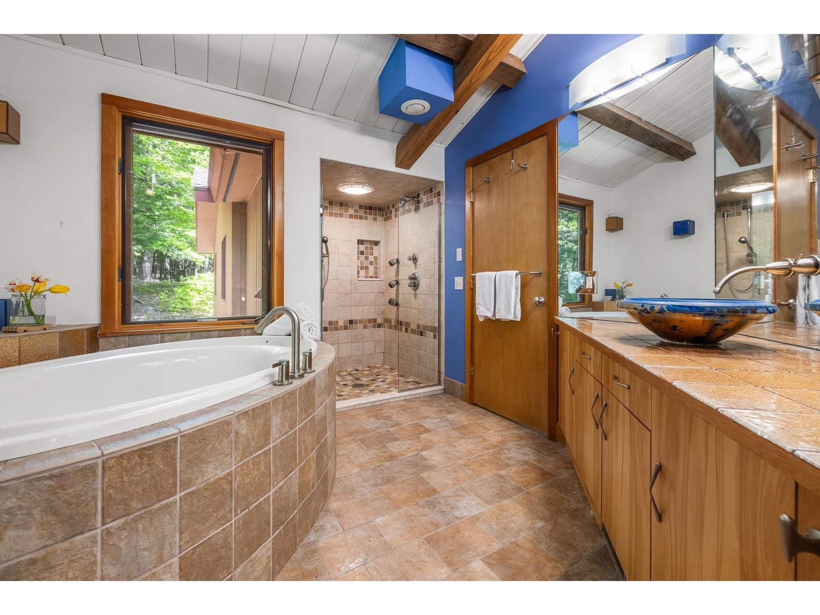 1538 Barker Road
