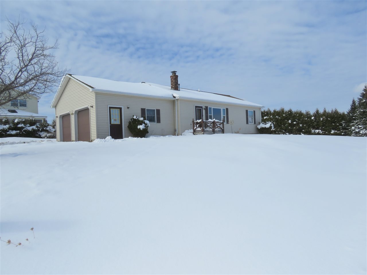 154 Memphremagog Views