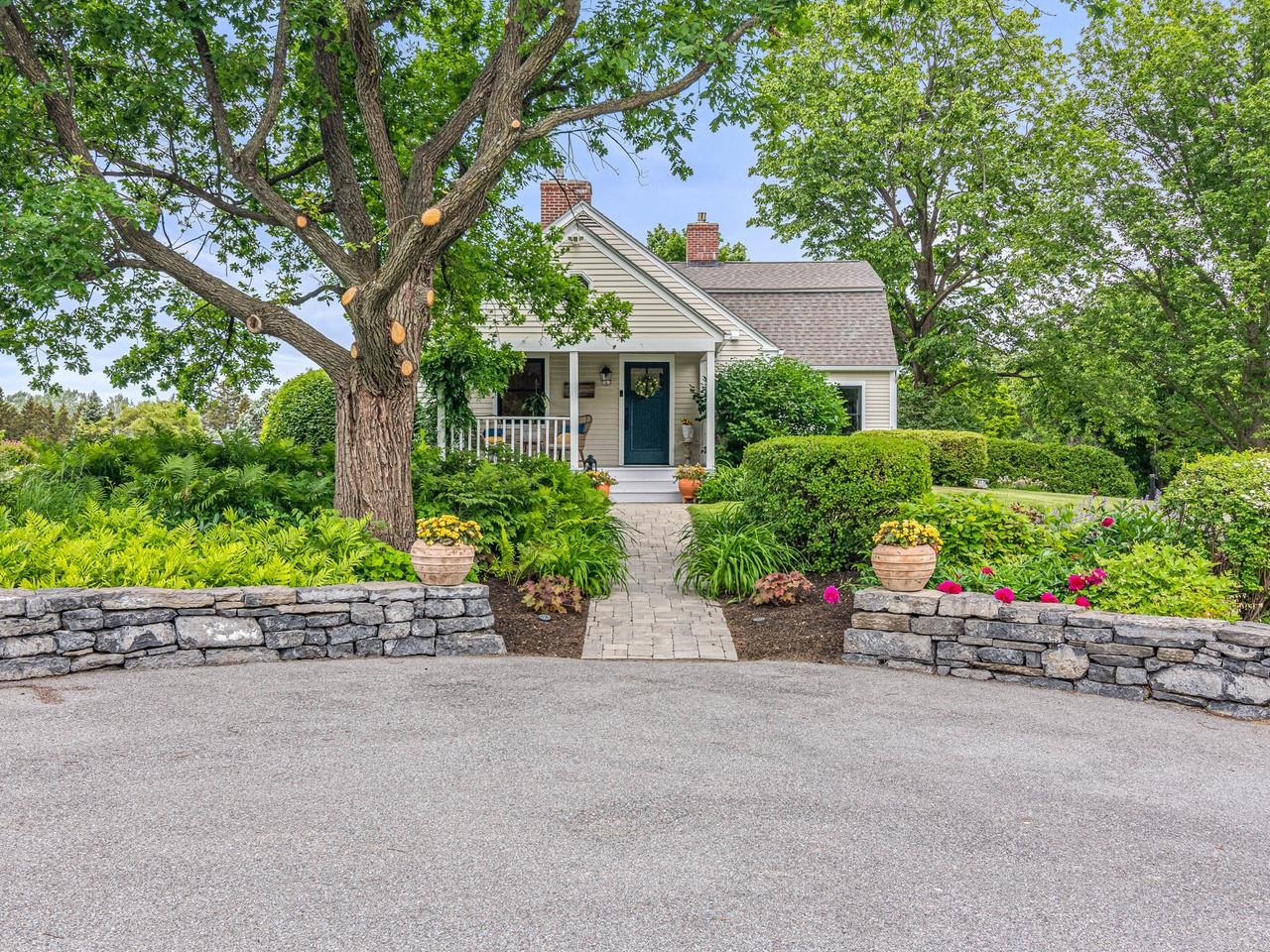 Thoughtfully designed entry